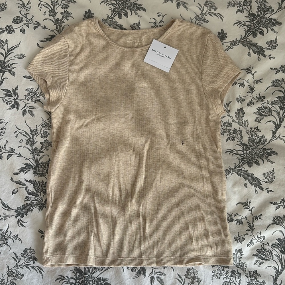 AE T-Shirt